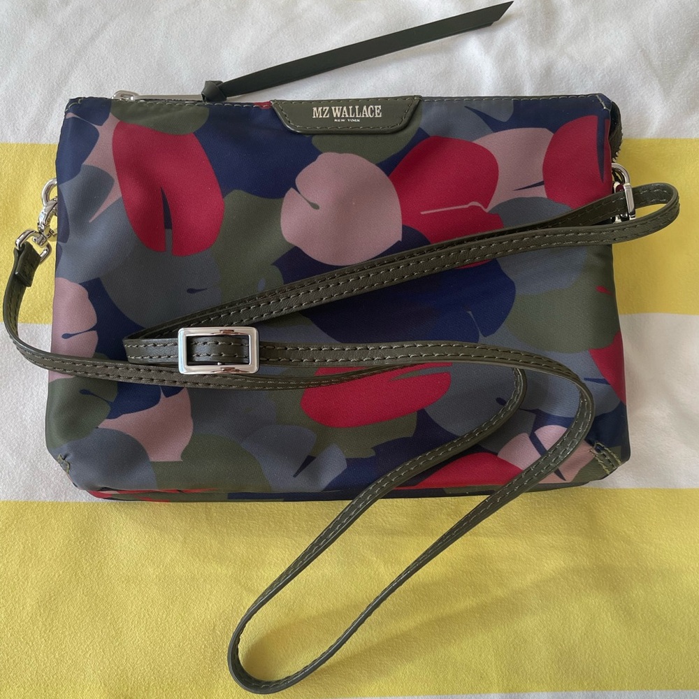 NWT MZ Wallace Pippa Nylon Crossbody/Shoulder/Clutch Bag in exclusive Leaf Print